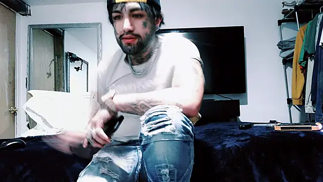 Azazelihornyasf online show from December 22, 9:26 pm