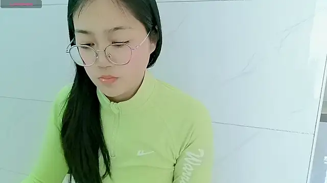 Snapshot of luoxuwen chatting on February 28, 4:32 am luoxuwen online show from February 28, 4:32 am