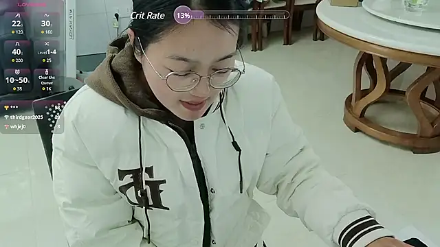 Snapshot of luoxuwen chatting on February 10, 5:25 am luoxuwen online show from February 10, 5:25 am
