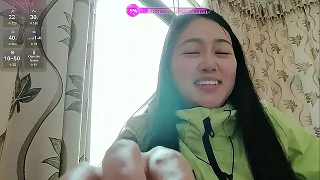 luoxuwen online show from February 17, 2:31 am