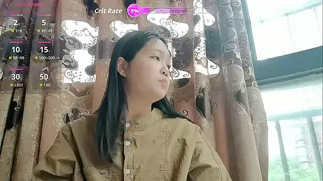 luoxuwen online show from April 12, 1:20 am