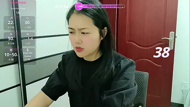 luoxuwen online show from April 15, 1:44 am