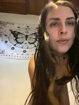 Snapshot of isadelasestrellas chatting on May 14, 7:22 pm isadelasestrellas online show from May 14, 7:22 pm