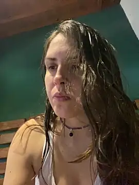 isadelasestrellas online show from December 17, 8:47 pm