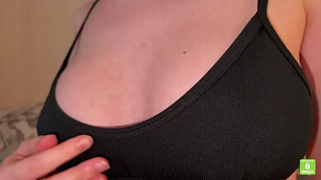 Snapshot of oypo chatting on January 9, 11:17 am oypo online show from January 9, 11:17 am