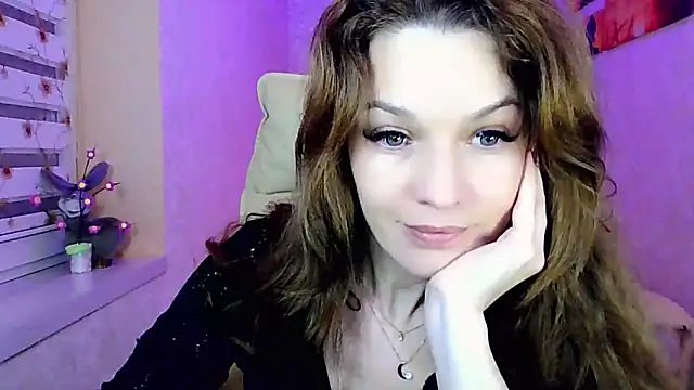 impossibleluna online show from April 16, 6:52 pm