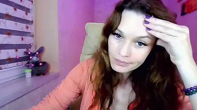 Snapshot of impossibleluna chatting on April 19, 6:10 pm impossibleluna online show from April 19, 6:10 pm