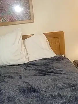 Snapshot of dcrick978 chatting on October 23, 12:20 am dcrick978 online show from October 23, 12:20 am