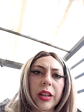 madelaine- online show from December 17, 6:46 pm