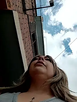 madelaine- online show from December 20, 7:39 pm