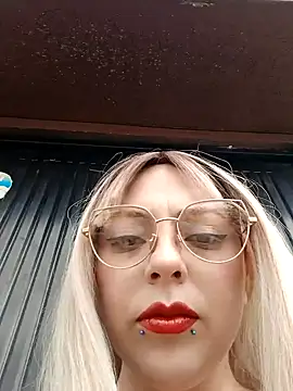 madelaine- online show from February 25, 7:27 pm