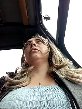 madelaine- online show from November 28, 8:20 pm