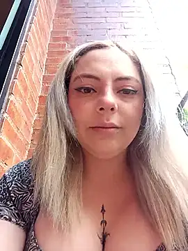 madelaine- online show from January 14, 6:11 pm