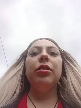 madelaine- online show from November 5, 7:28 pm