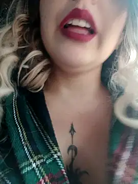 madelaine- online show from October 1, 9:07 pm