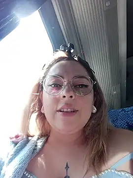 madelaine- online show from March 15, 6:59 pm