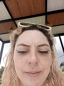 madelaine- online show from November 30, 4:52 pm