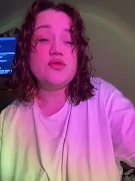 DaisyBooom online show from February 19, 7:05 pm