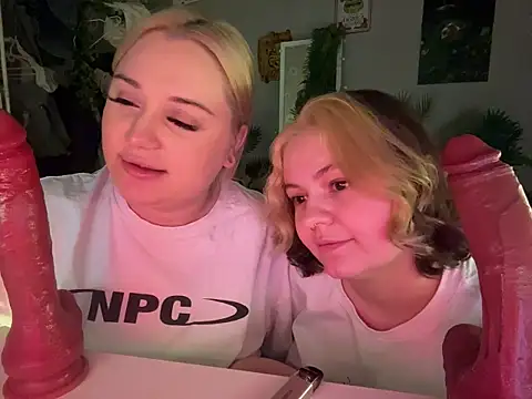 DaisyBooom online show from February 18, 8:27 pm