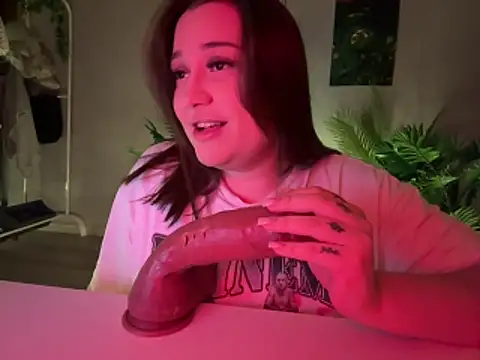 DaisyBooom online show from December 17, 8:14 pm