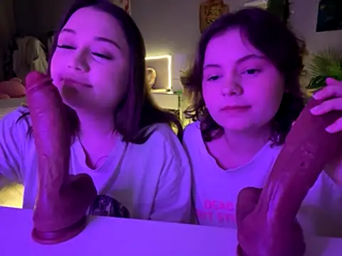 DaisyBooom online show from December 3, 7:24 pm