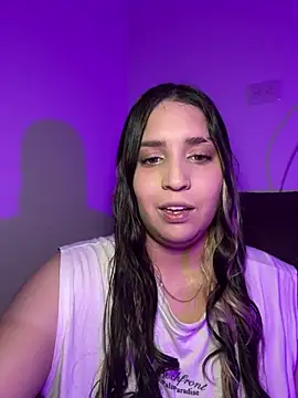 valentina jonnes1 online show from April 5, 4:30 am