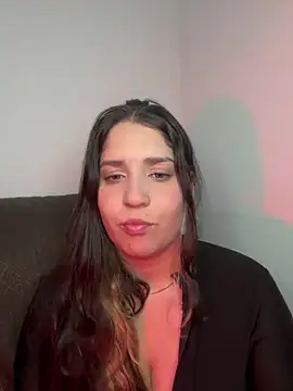 valentina jonnes1 online show from May 14, 5:15 am
