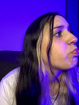 valentina jonnes1 online show from January 11, 3:46 am