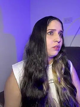 valentina jonnes1 online show from November 7, 6:40 am