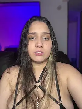 valentina jonnes1 online show from March 22, 2:27 am