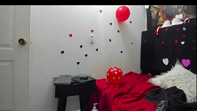 Evaaross 2345 online show from February 13, 1:11 pm