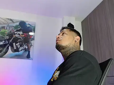 sr apolo  online show from November 28, 5:57 pm