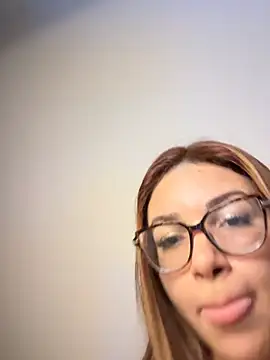 Clarasc online show from August 3, 4:13 pm