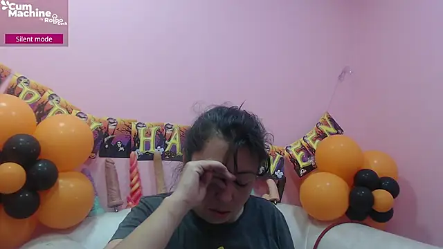 Drool Sucker online show from October 21, 12:15 pm