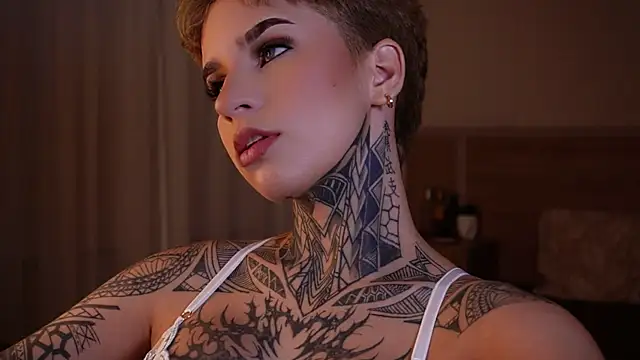 AliceShazaham  online show from March 1, 5:42 am