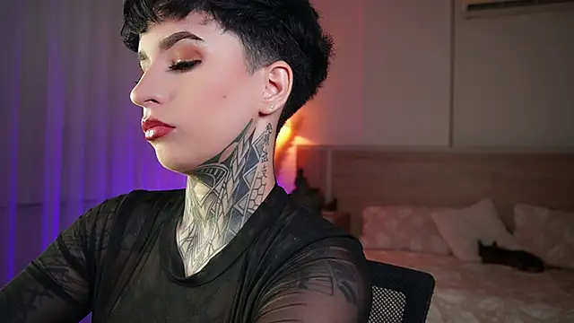 AliceShazaham  online show from September 12, 7:08 am