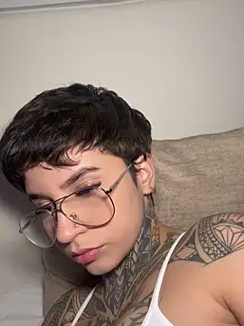 AliceShazaham  online show from March 26, 4:11 am