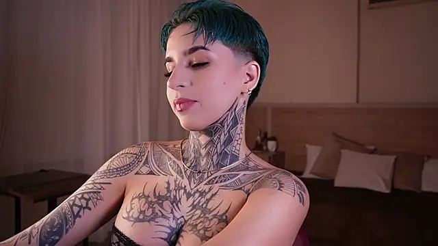 AliceShazaham  online show from February 2, 6:04 am