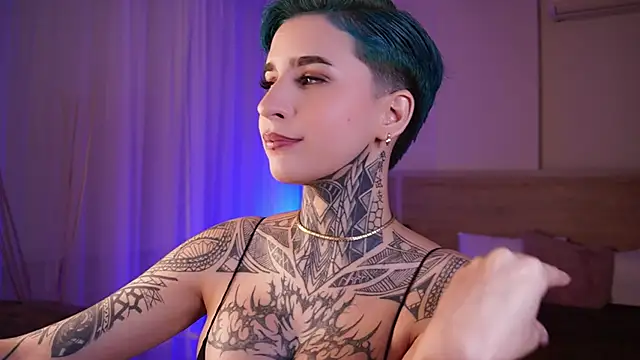 AliceShazaham  online show from February 5, 8:21 am