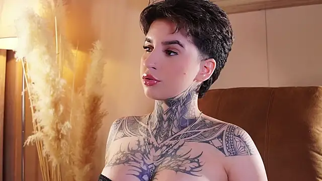 AliceShazaham  online show from May 14, 8:22 am