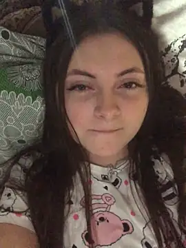 Snapshot of fairy365 chatting on December 12, 11:06 am fairy365 online show from December 12, 11:06 am