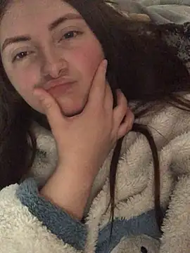 Snapshot of fairy365 chatting on February 23, 11:33 am fairy365 online show from February 23, 11:33 am