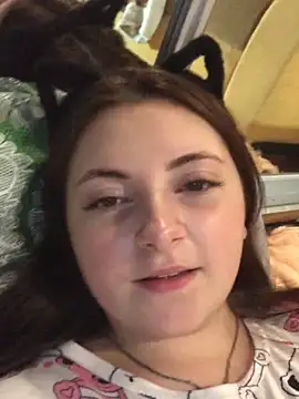 Snapshot of fairy365 chatting on January 7, 8:24 am fairy365 online show from January 7, 8:24 am