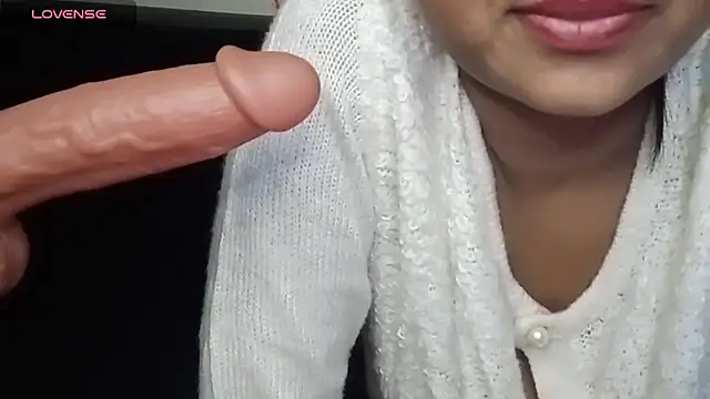 Snapshot of Sheela_oshovadi chatting on January 21, 1:21 pm Sheela oshovadi online show from January 21, 1:21 pm