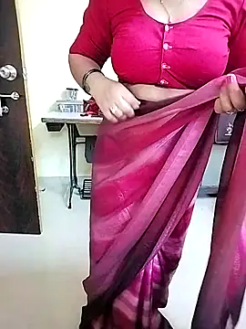 Snapshot of PayalSharmahot143 chatting on September 18, 3:42 am PayalSharmahot143 online show from September 18, 3:42 am