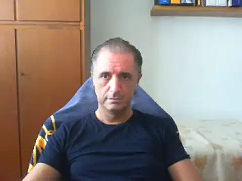 Snapshot of lliuk70mi chatting on September 20, 1:27 pm lliuk70mi online show from September 20, 1:27 pm