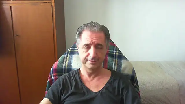 lliuk70mi online show from April 10, 12:34 pm