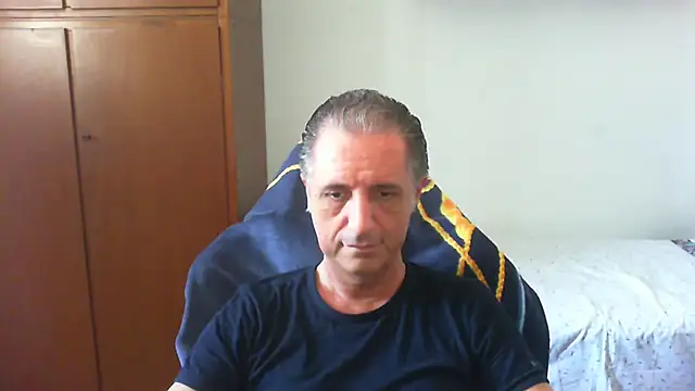 lliuk70mi online show from May 28, 10:54 am