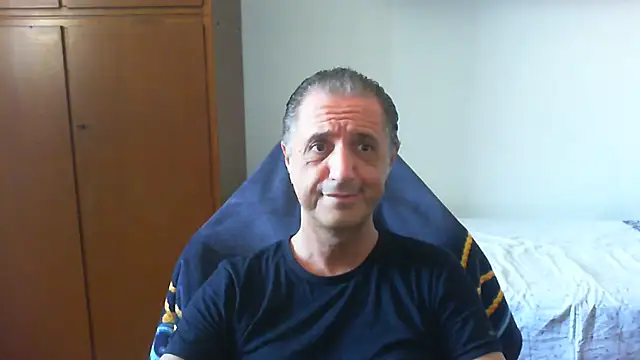 lliuk70mi online show from May 29, 12:44 pm