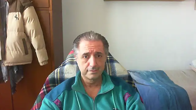 lliuk70mi online show from March 29, 12:51 pm